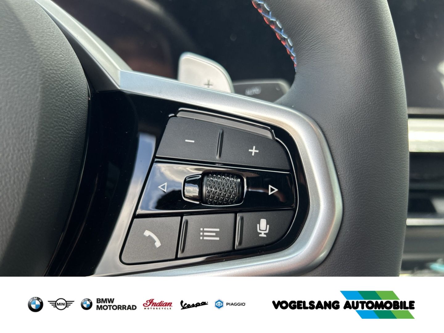 Fahrzeugabbildung BMW M440i xDrive Cabrio M Sport Pro Innovationspaket