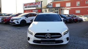 Fahrzeugabbildung Mercedes-Benz A 200 A -Klasse A 200, Navi, Kamera