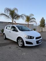 Chevrolet CHEVROLET AVEO 1.2 BENZINA/GPL 2013 - weiße Chevrolet Aveo