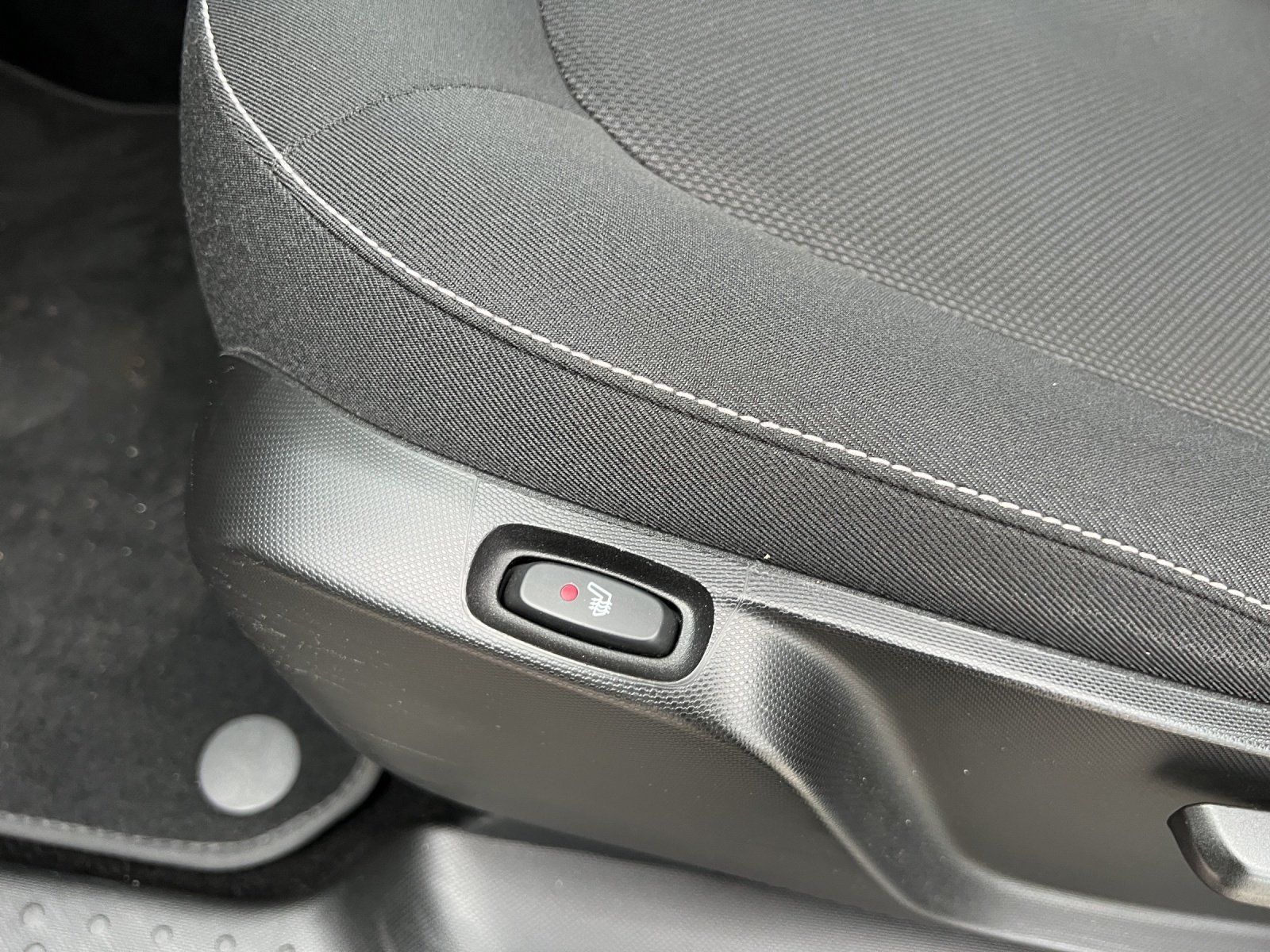Fahrzeugabbildung Smart ForFour Passion PDC/TEMPOMAT/KLIMA/SHZ/NAVI/