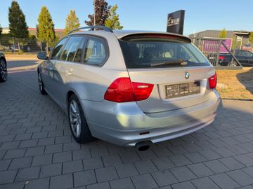 BMW 320 - 4