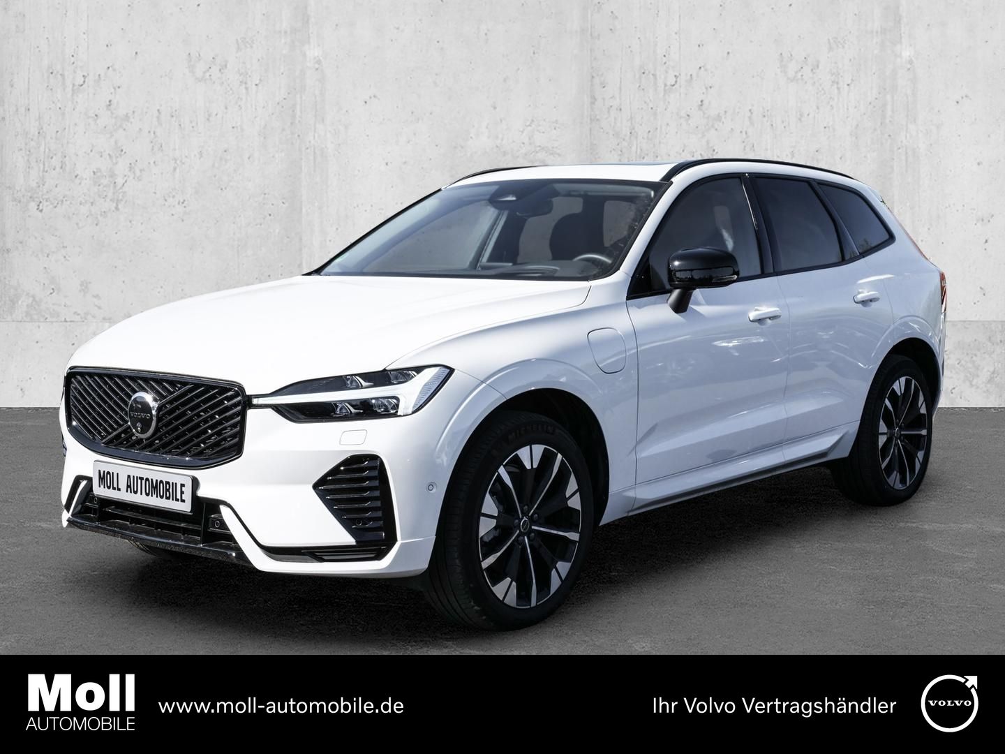 Volvo XC60 FACELIFT Ultra Dark Recharge Plug-In Hybrid
