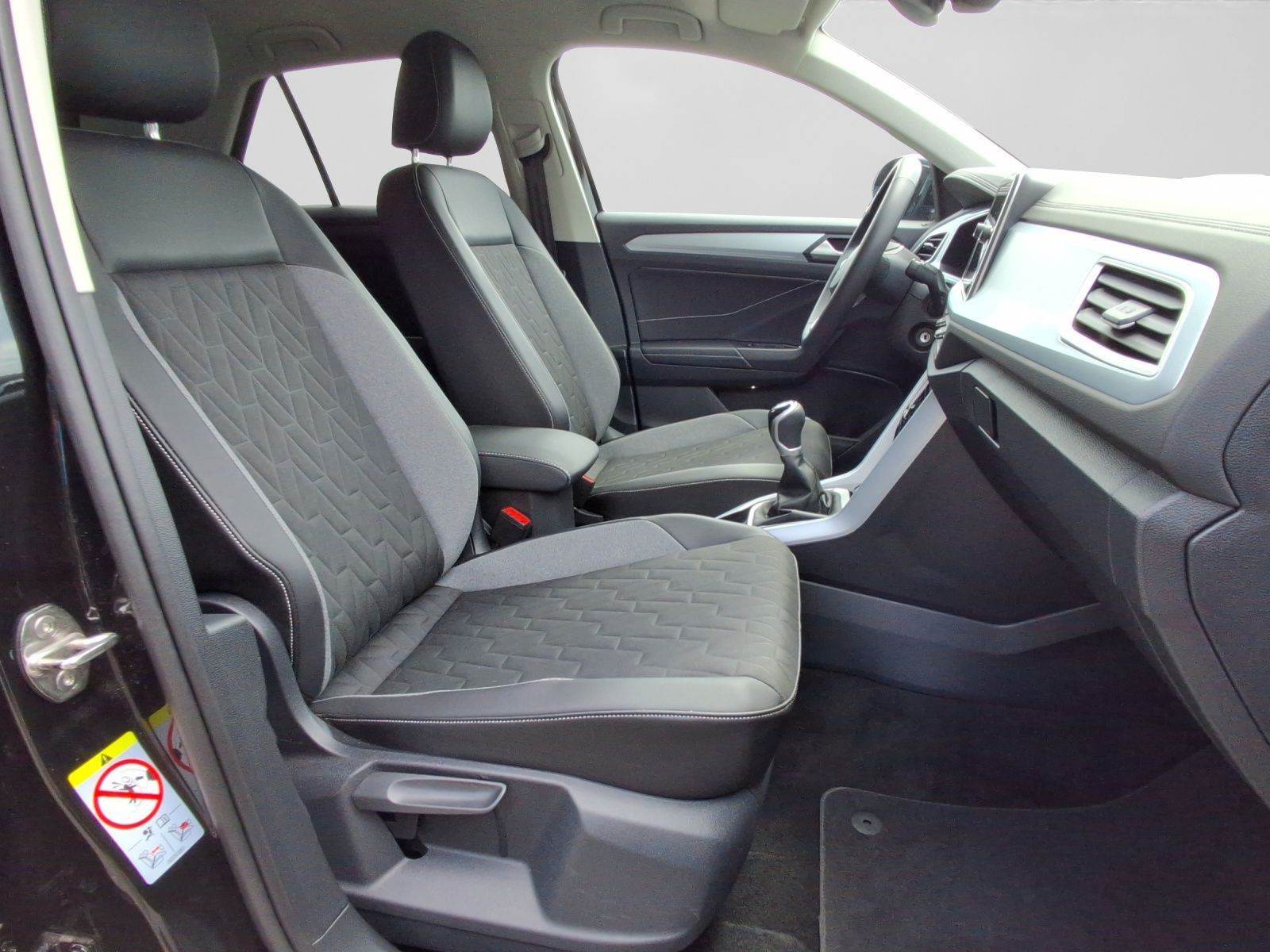 Volkswagen T-Roc - Bild 5