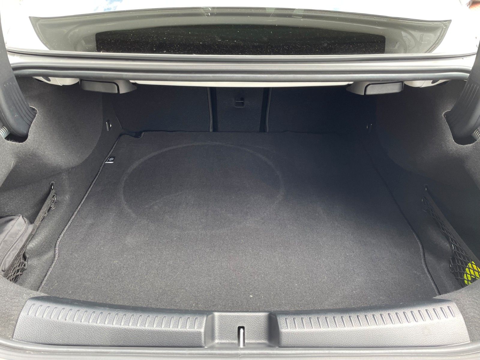 Fahrzeugabbildung Mercedes-Benz CLA 200 AMG Pano+R-Kamera+19"+TOTW+DISTR+MULITBE