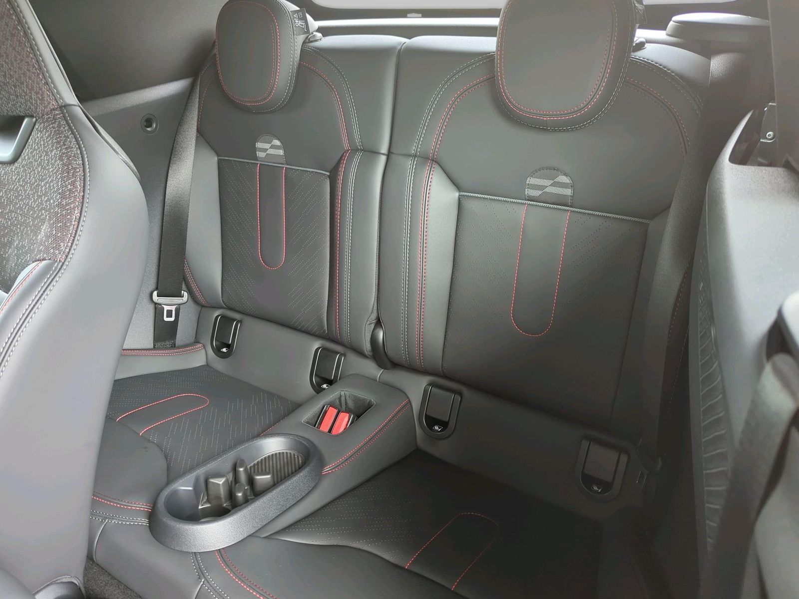 MINI John Cooper Works Cabrio - Bild 13