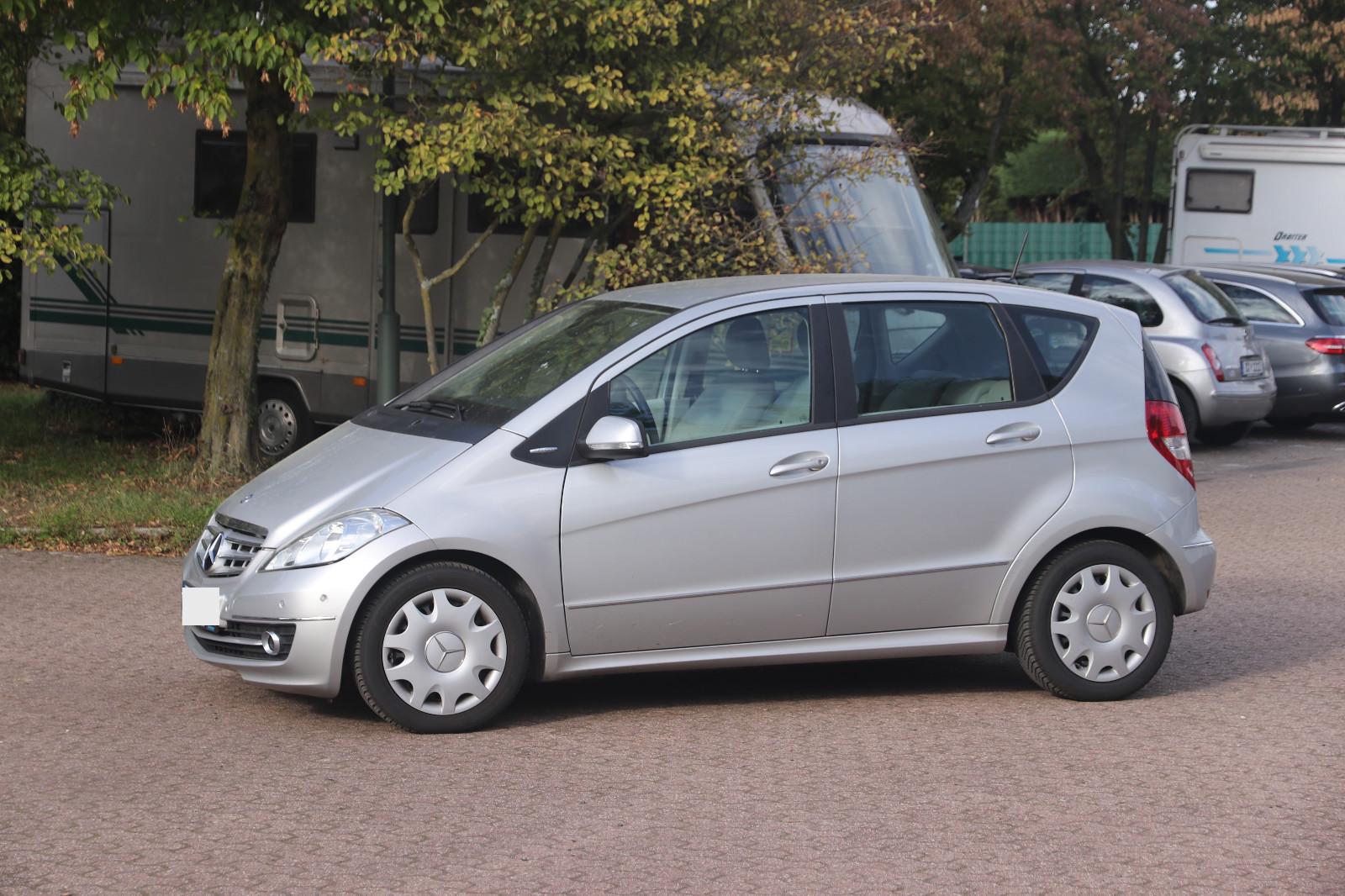 Mercedes-Benz A 180 CDI Automatik Silber und hell