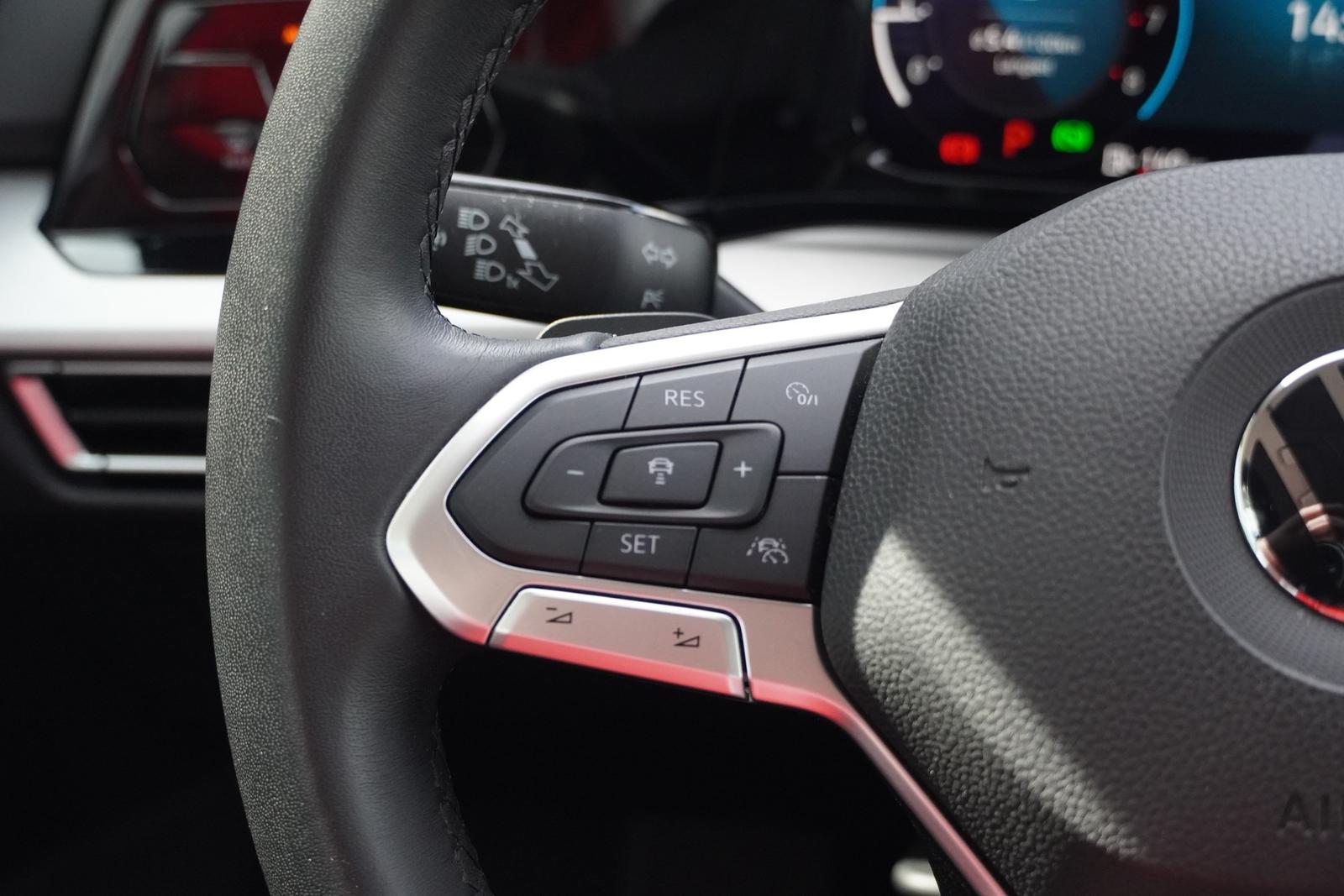 Volkswagen Golf Variant 1.0 eTSI DSG Life LED ACC AHK Navi, миниатюра 23