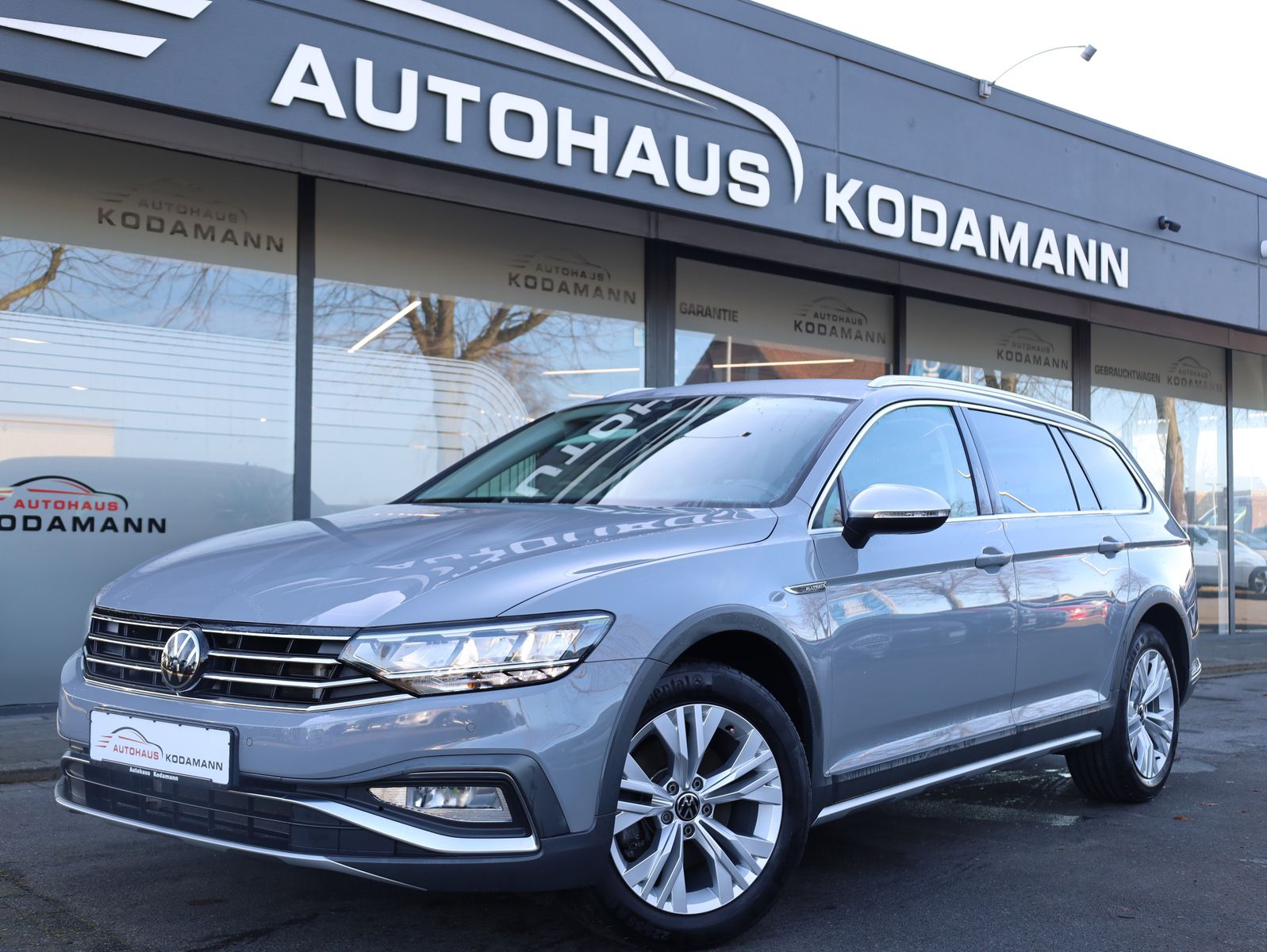 VW Passat Alltrack 4Motion*ACC*Kamera*AHK*