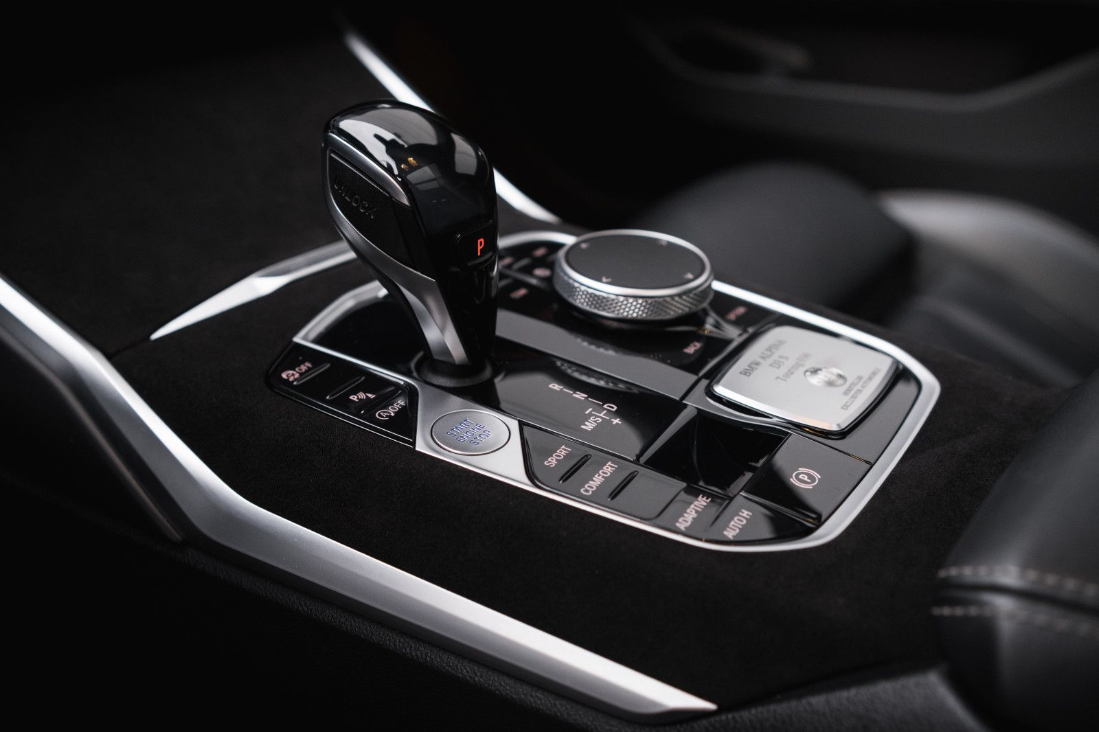 Fahrzeugabbildung ALPINA D3 S Touring-Pano-HarmanKardon-InnoPaket-20Zoll