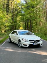 Mercedes-Benz CLS 63 AMG-V8 Biturbo|Vollau... - aus 2012: Cls Mercedes