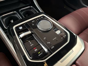 BMW 740 - 12