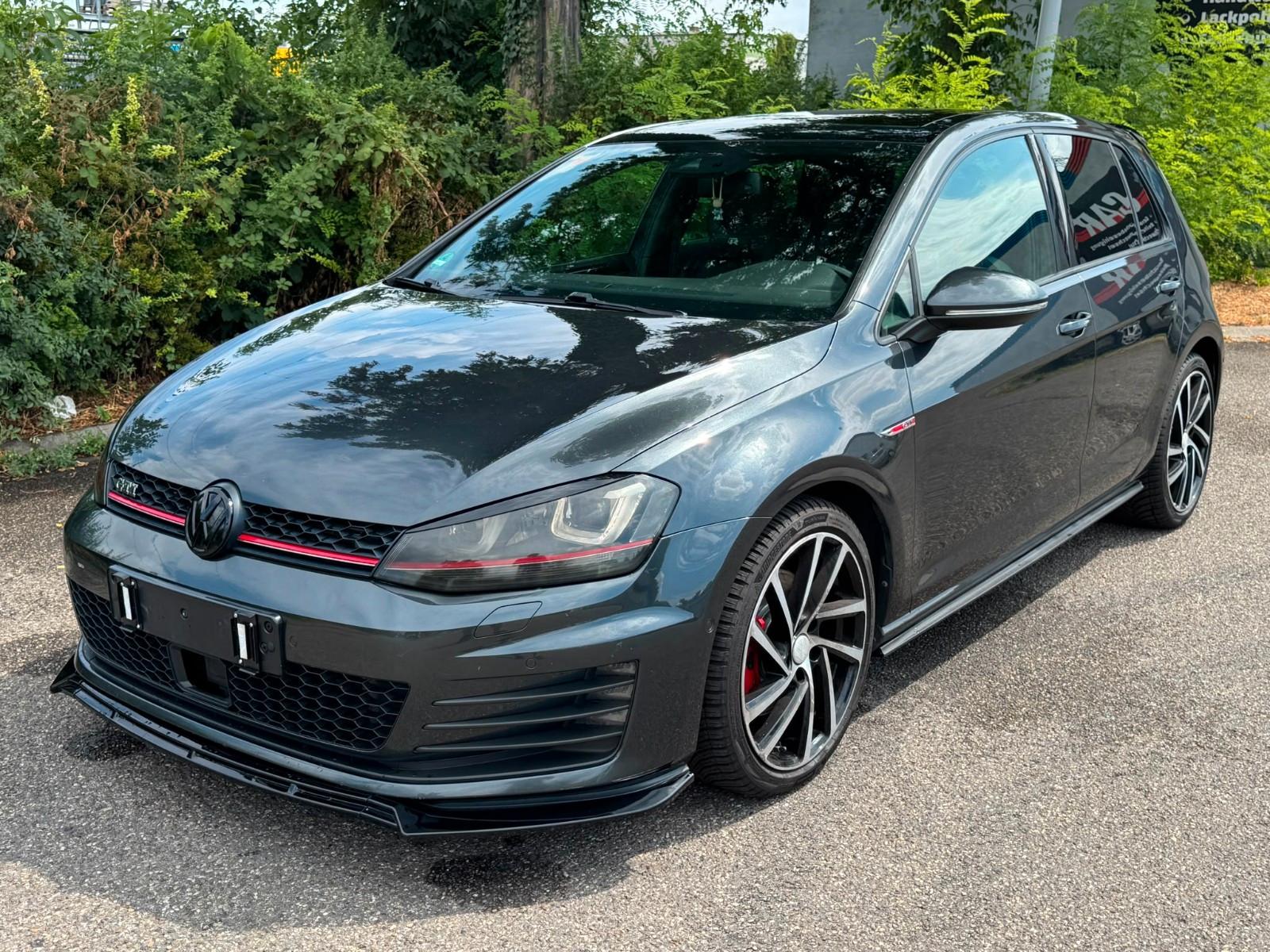 Volkswagen Golf 2.0 TSI DSG BMT GTI
