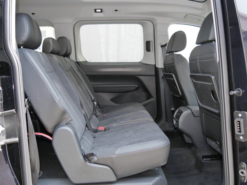 Fahrzeugabbildung Volkswagen Caddy Maxi Kombi 2.0 TDI Style SHZ PDC ACC
