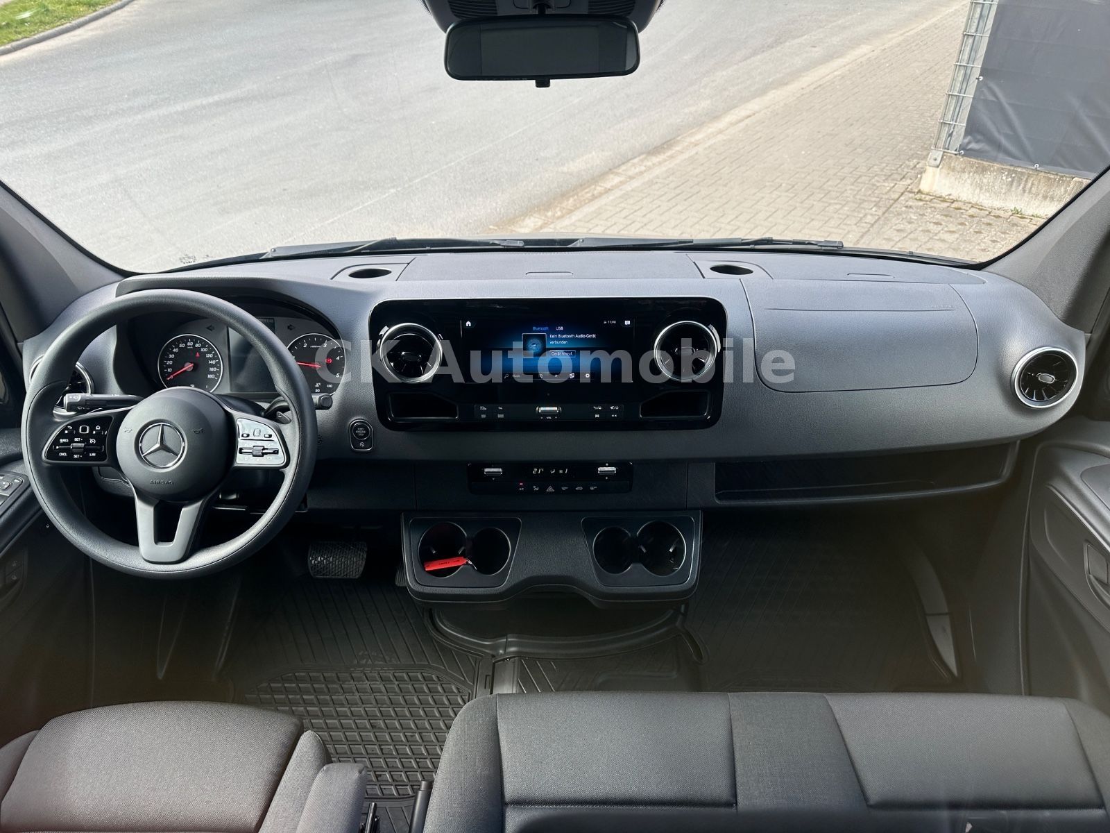 Fahrzeugabbildung Mercedes-Benz Sprinter III Kasten RWD 317 Autom./Maxi/Navi/Kam