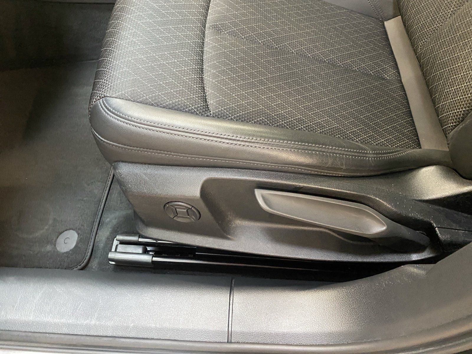 Audi A6 - Bild 10