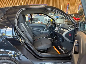 Smart ForTwo *SitzHZ*StandHZ*NAV*TÜV-1027*