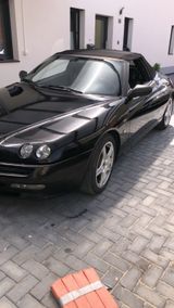 Alfa Romeo Spider 916  3,0 l  V6 - Alfa Romeo Spider: 3.0