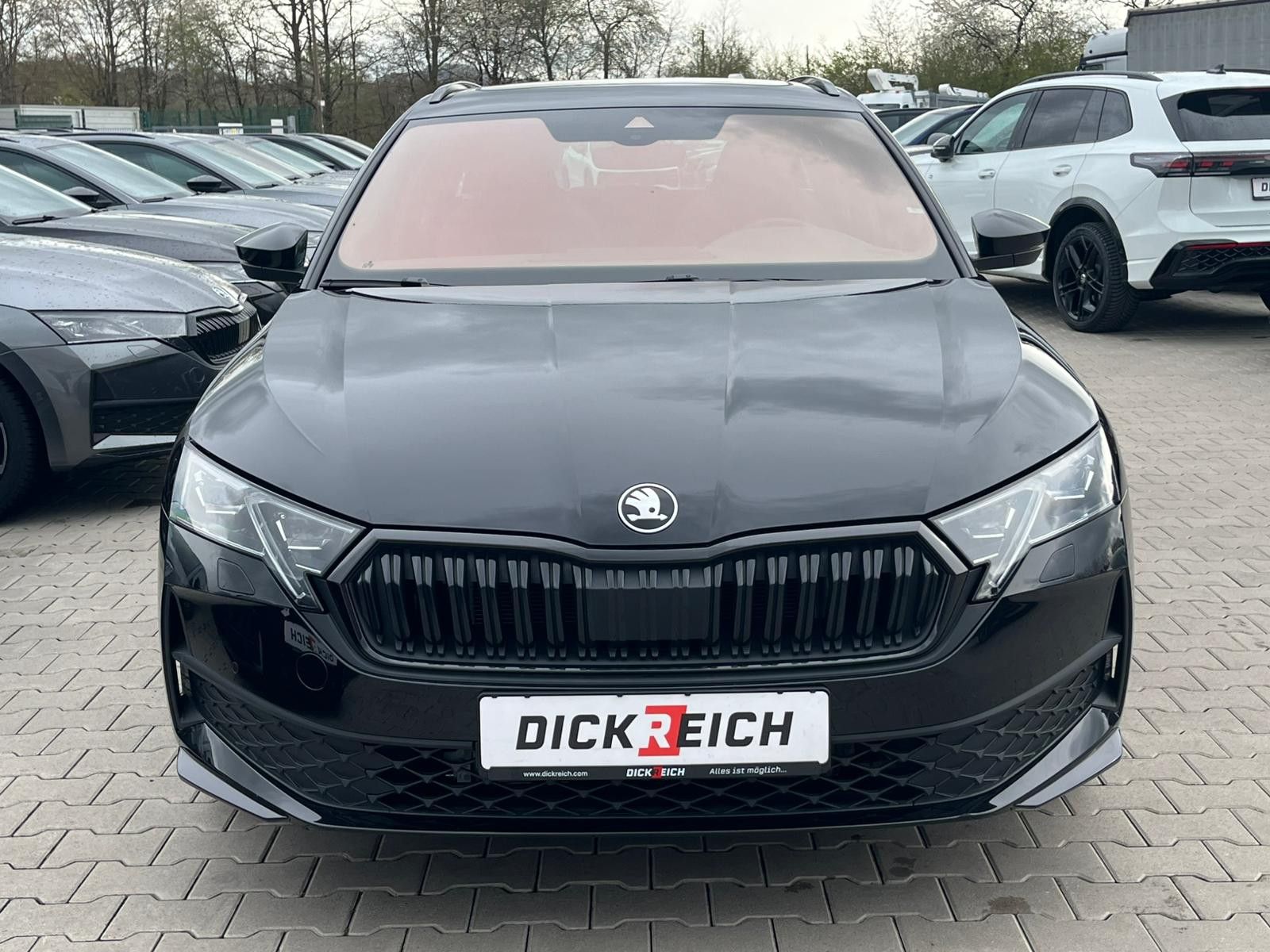 Fahrzeugabbildung SKODA Octavia 2.0 DSG Sportline MATRIX*PANO*CANT.*5J.G
