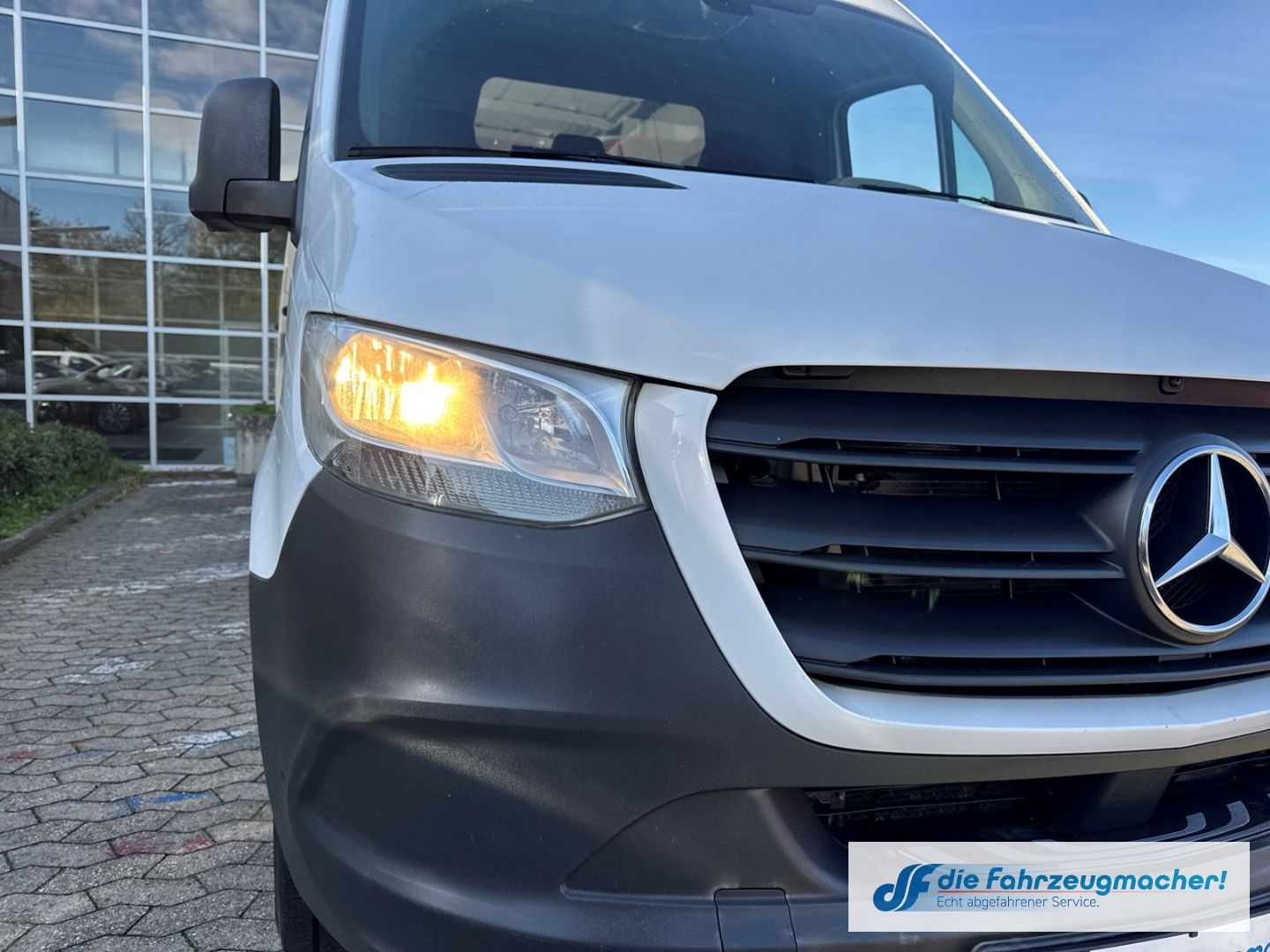 Fahrzeugabbildung Mercedes-Benz Sprinter Kasten 317 CDI L2 Automa. Navi CarPlay