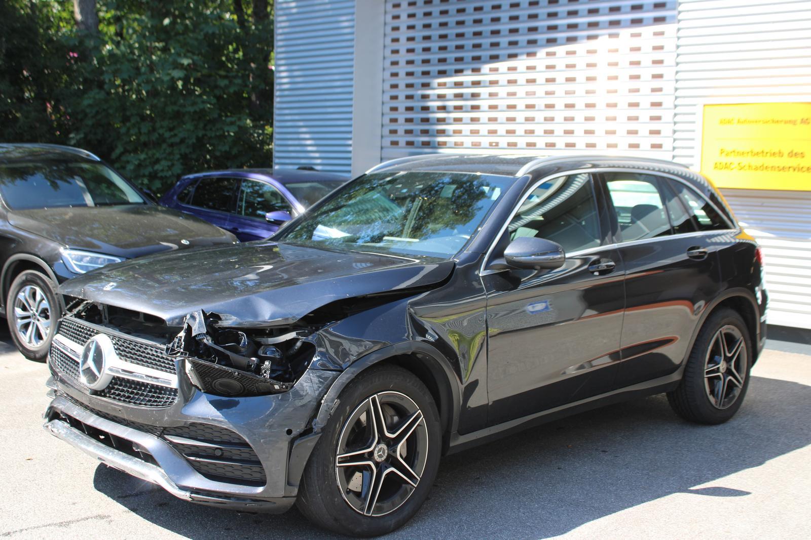 Mercedes-Benz GLC 300 d 4Matic AMG