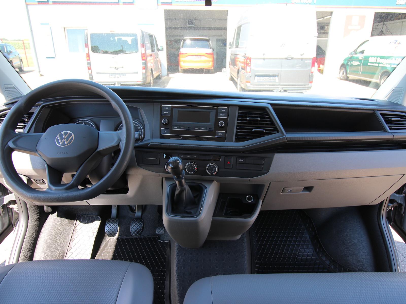 Volkswagen T6.1 Transporter Kombi lang 2.0 TDI 9-SITZER+AHK