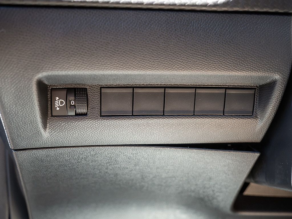 Peugeot 208 - Bild 19