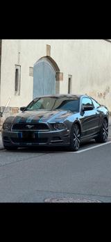 Ford Mustang V6 3,7, Bj 2012 - Ford Mustang aus 2012: V6