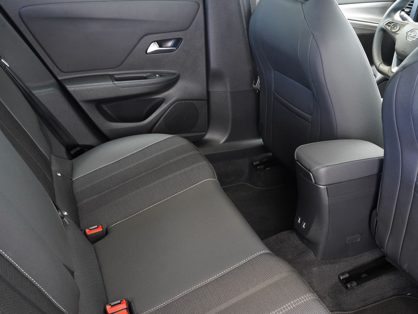 Fahrzeugabbildung Opel Mokka 1.2 Turbo Elegance LED/NAVI/KAMERA