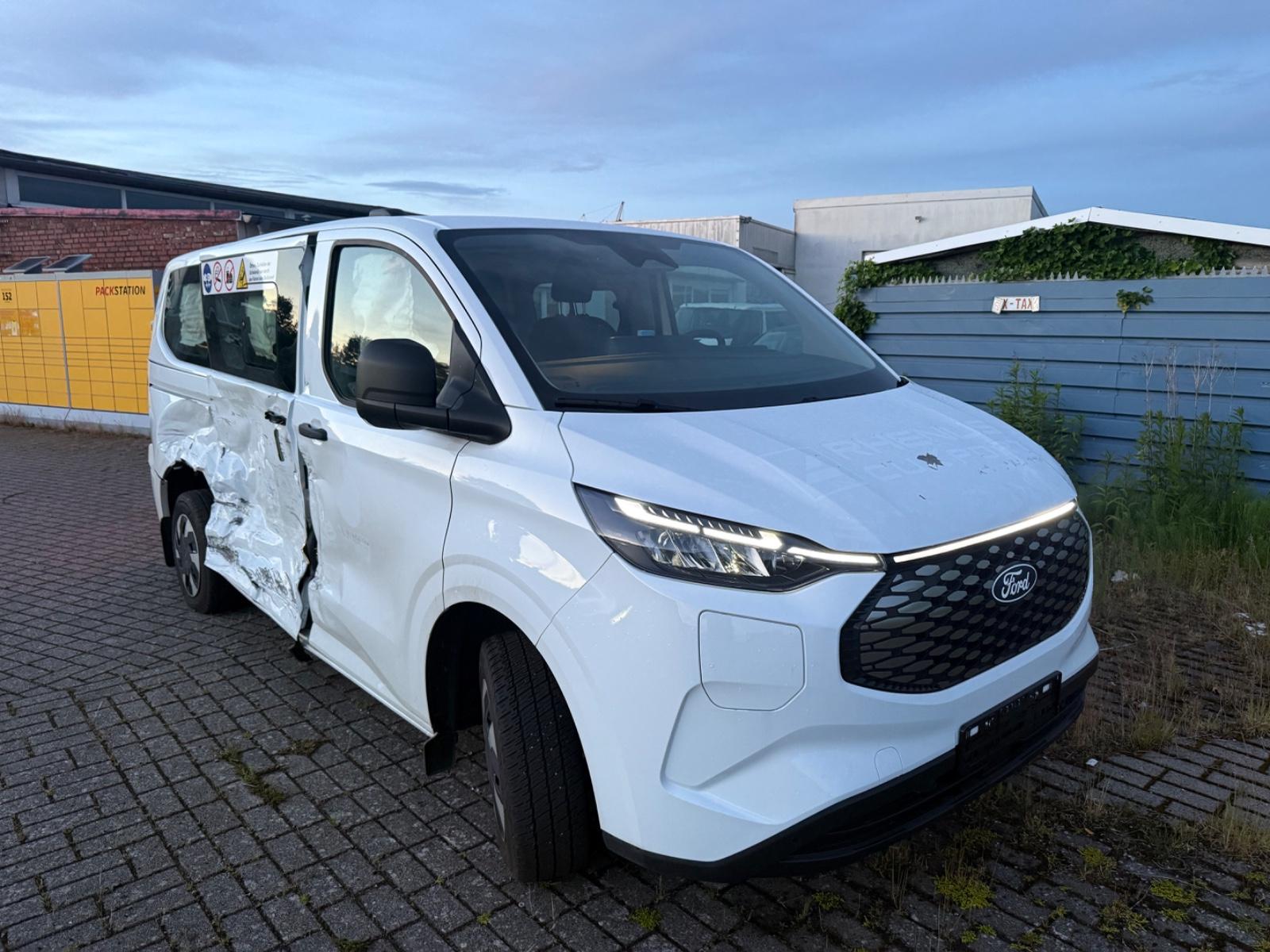 Ford Transit Custom Kombi E 340 L1 RWD Trend*8900KM*