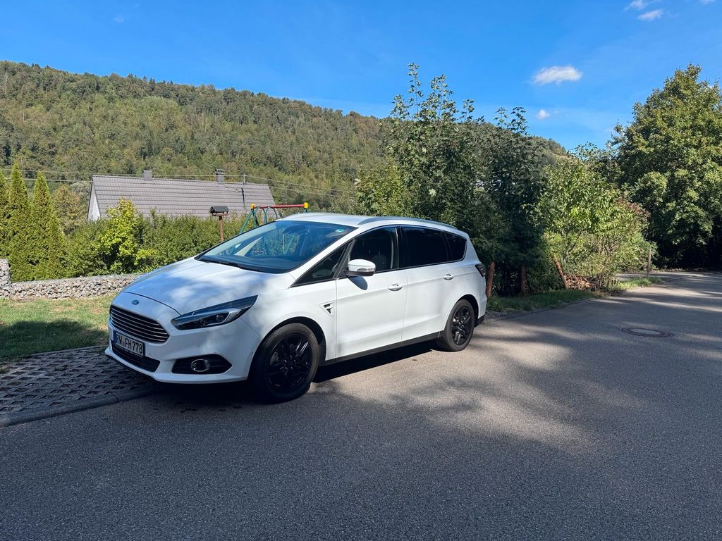 Image of Ford S-Max