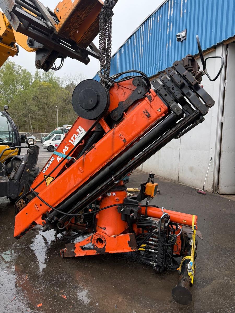 Andere Atlas 172.2E- A4 radio, rotator, and 4 extension