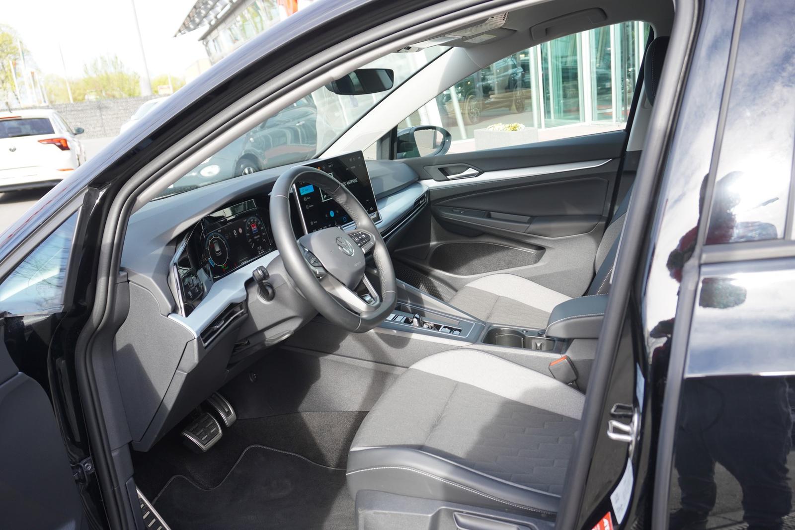 Volkswagen Golf VIII 1.5 eTSI Goal DSG LED Navi App-Connect, миниатюра 10