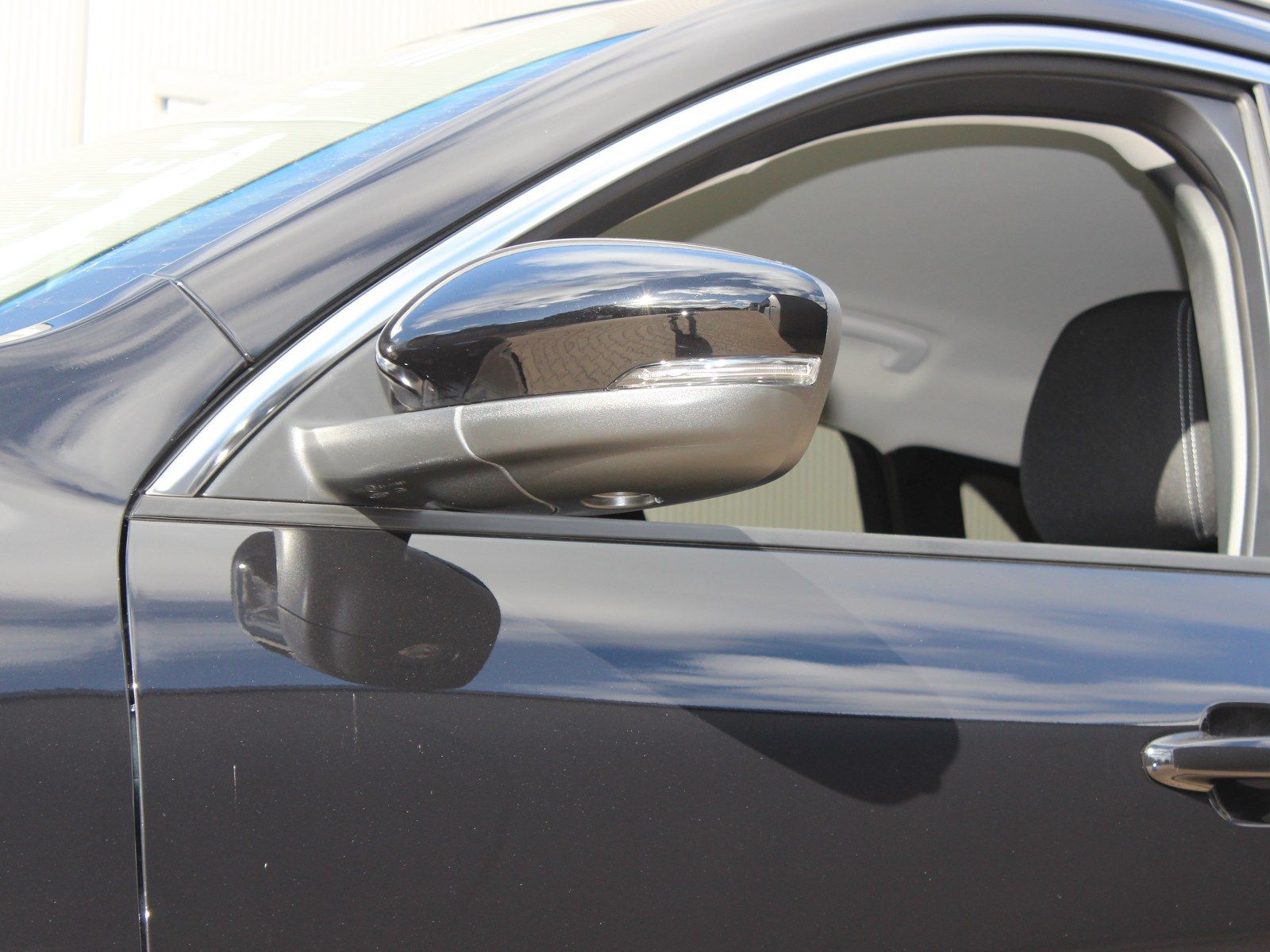 Fahrzeugabbildung Ford Kuga Hybrid Titanium