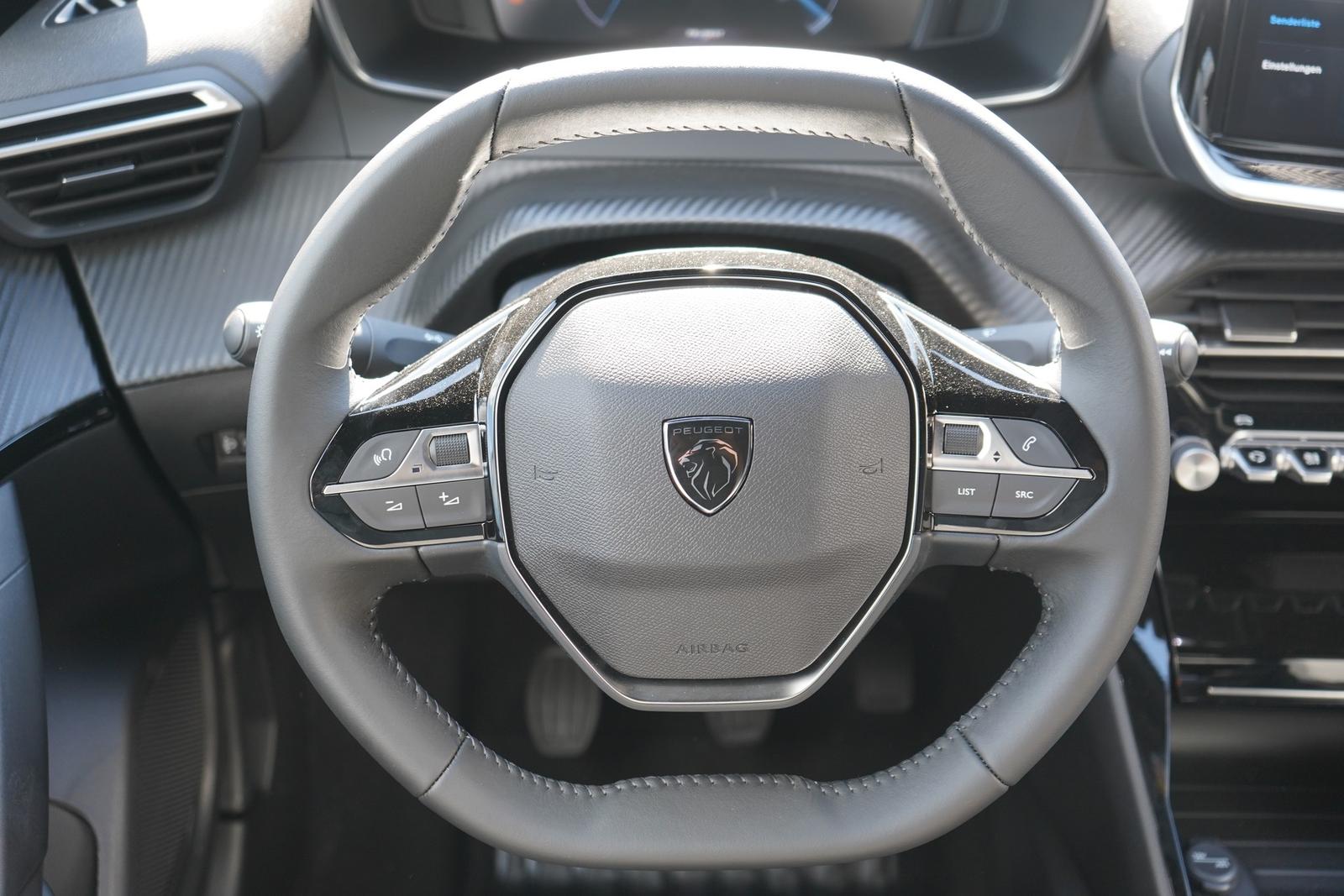 Peugeot 2008 1.2 PureTech LED Navi Tempomat