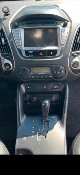 Hyundai Suche einen Hyundai IX 35, Automatik. - Hyundai ix35 in Leverkusen