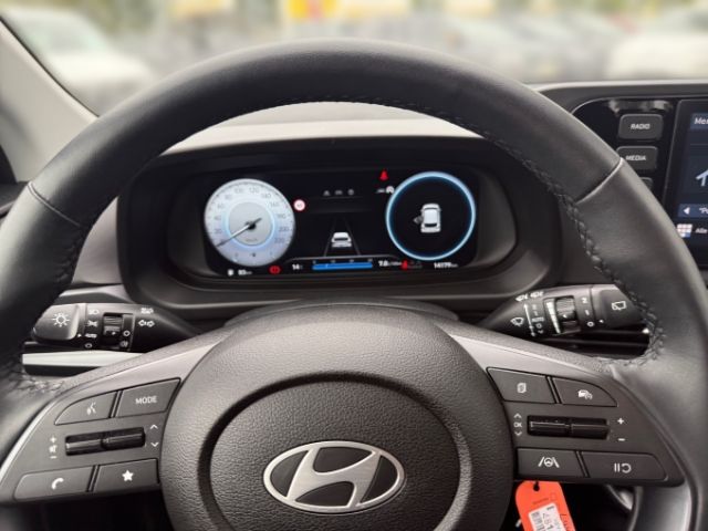 Fahrzeugabbildung Hyundai i20 Advanced 1.0 T-GDI +CARPLAY+TEMPOMAT+SHZ+RFK