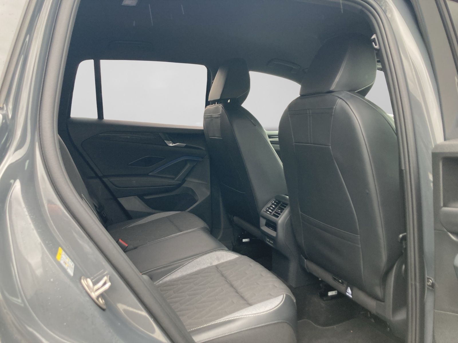 Volkswagen Tiguan - Bild 7