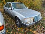Mercedes-Benz Mercedes Benz 300E W124 Velour Voll 2.Hand... - Mercedes-Benz 300: W124 300e