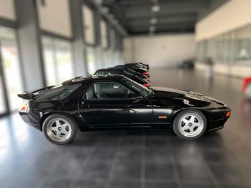 1990 Porsche 928 照片 4