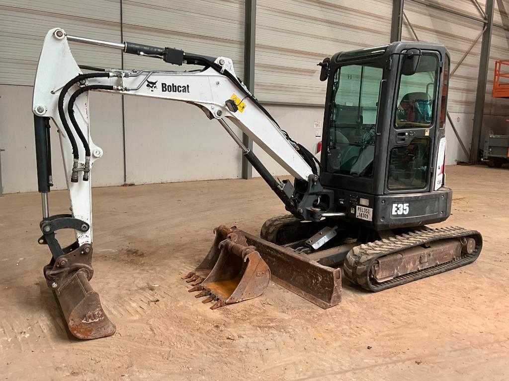 Bobcat E 35