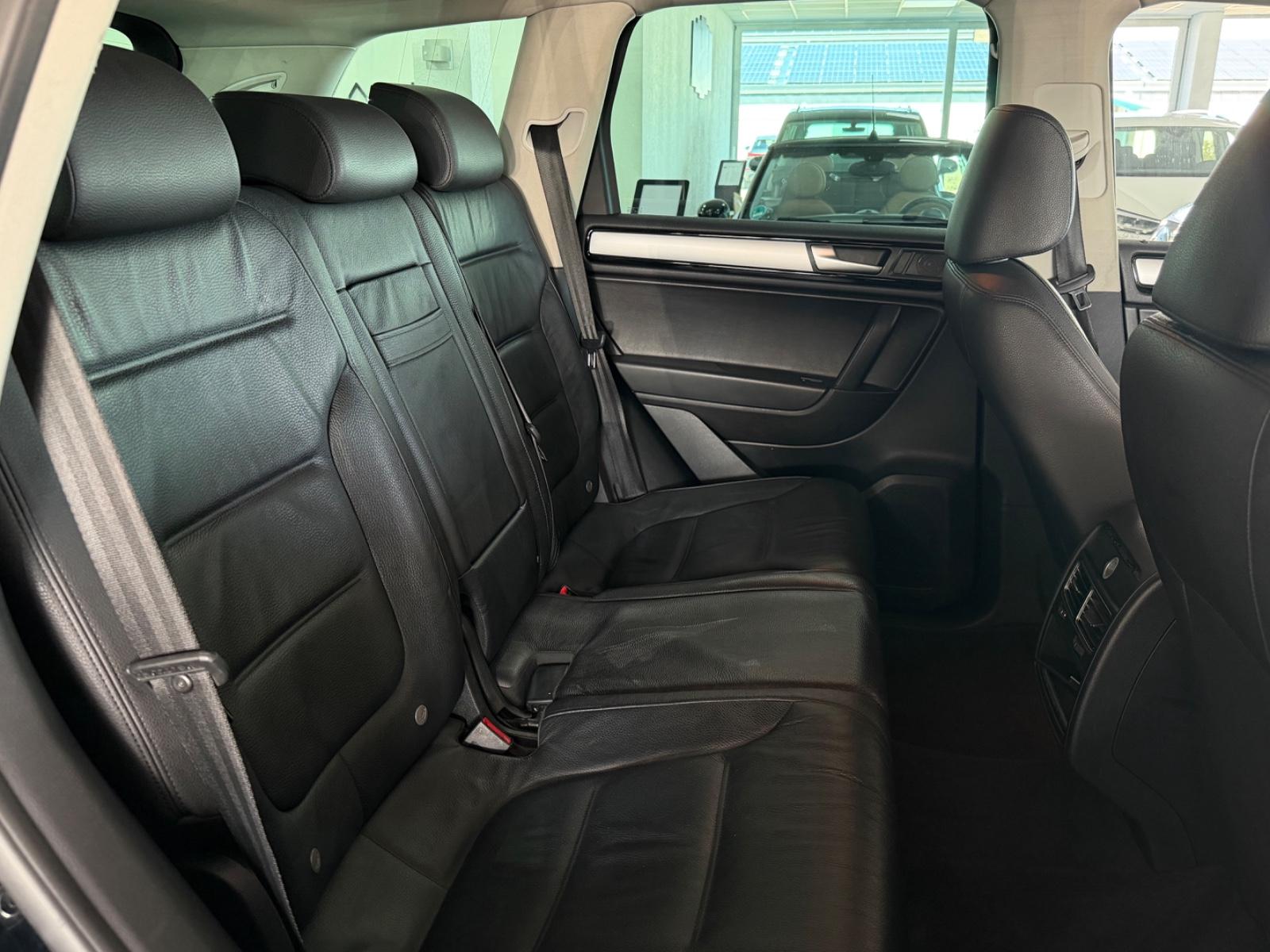 VOLKSWAGEN TOUAREG V6 TDI 3.0 204ch 4MOTION - CUIR - GPS RNS 850 - XÉNON - SIÈGES CHAUFFANTS - ATTELAGE 3,5T