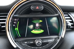 MINI Mini 1.5 Cooper 5-trg. 2.Hd Navi Leder Automatik MINI Mini 1.5 Cooper 5-trg. 2.Hd Navi Leder Automatik