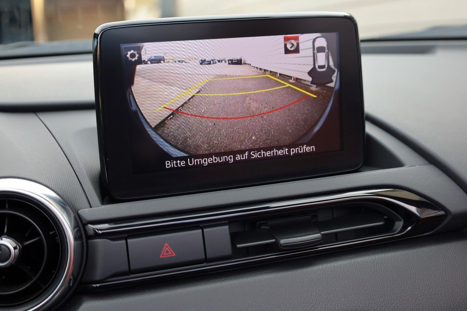 Fahrzeugabbildung Mazda MX-5 Kazari,Leder,Navi,Matrix LED,Kamera,BOSE