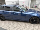 BMW 320d xDrive Touring Advantage Automatic - BMW 320: 320d Automatic