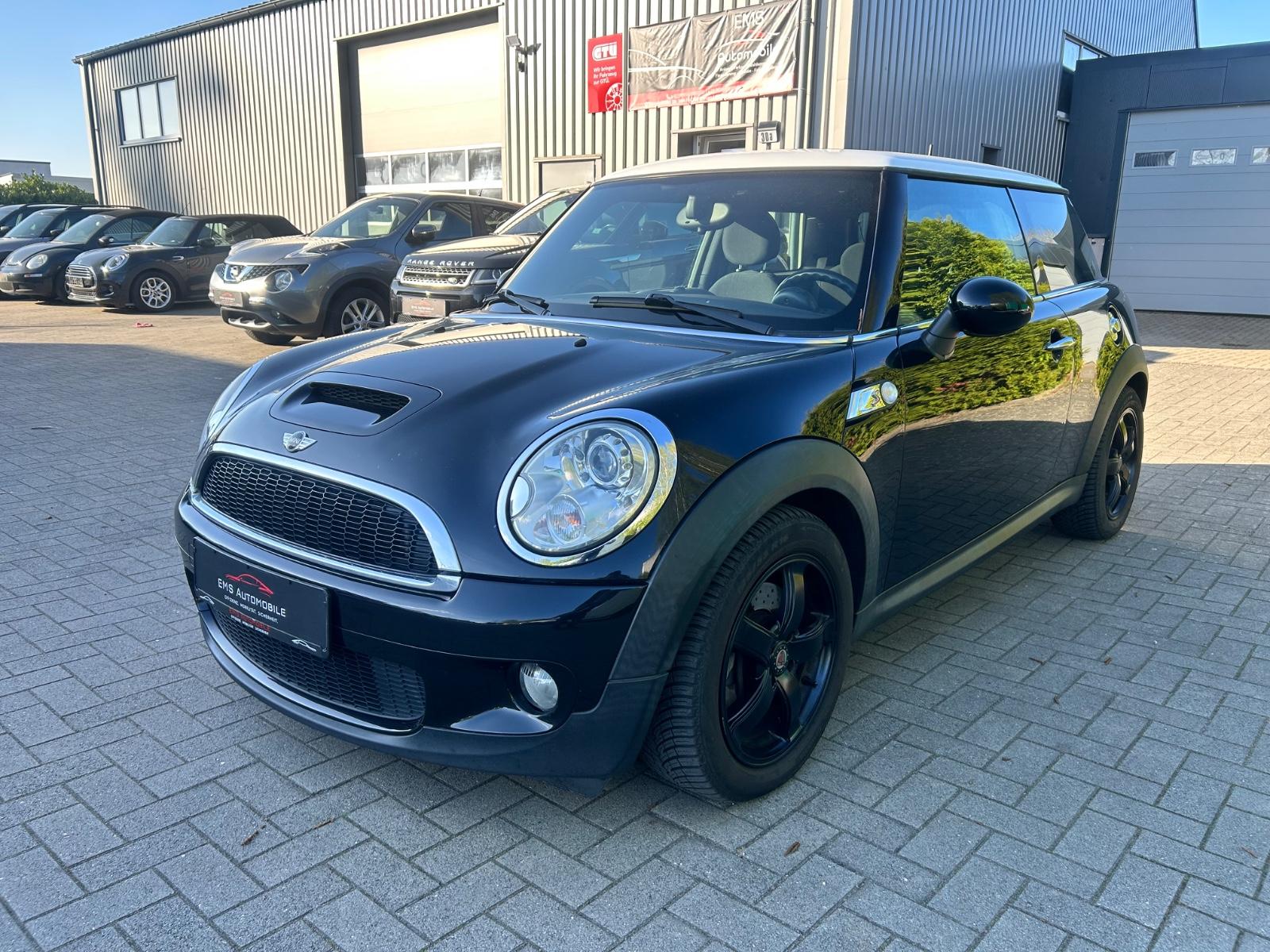 MINI Mini Cooper S *HU/AU NEU* PANO.* PDC* T-LEDER*