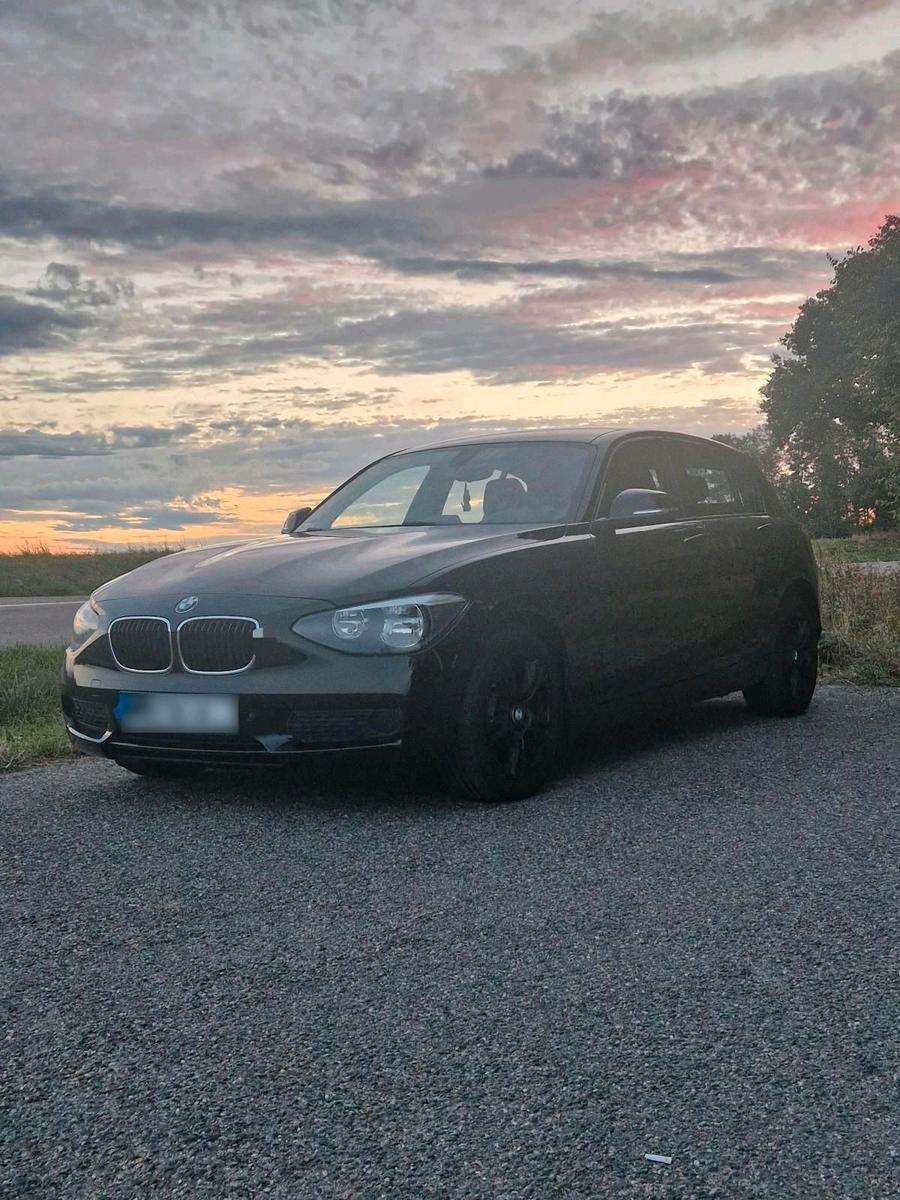 BMW 114