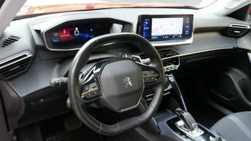 Fahrzeugabbildung Peugeot 2008 Allure, Navi, Klima, Kamera