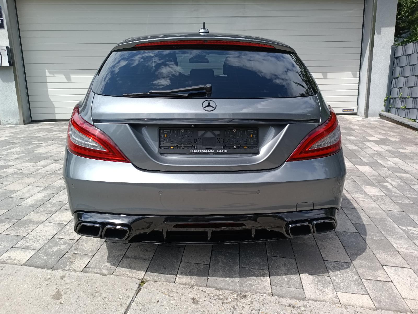 Mercedes-Benz CLS 500 Shooting Brake BlueEfficiency 4Matic AMG