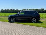 Volkswagen Tiguan Allspace 2.0 TDI SCR 176kW DSG 4MOTIO... - Volkswagen Tiguan Allspace mit Diesel-Antrieb: Schwarz, Head-Up Display