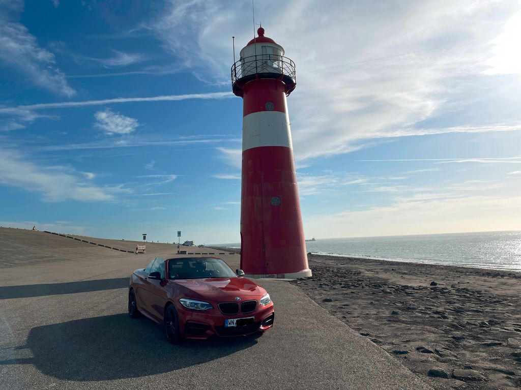BMW M240i